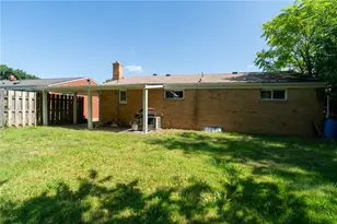 4503 Mapledale Dr, Homestead, PA 15120 - Photo 7