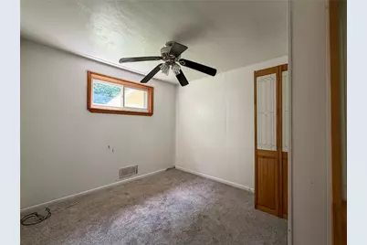 4503 Mapledale Dr, Homestead, PA 15120 - Photo 17