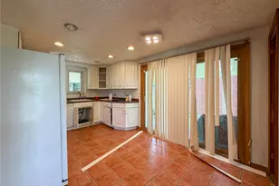 4503 Mapledale Dr, Homestead, PA 15120 - Photo 13