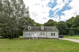 2739 Leesburg-Volant Rd, Springfield Township, PA 16156 - Photo 1