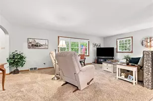 2229 King Dr, Hermitage, PA 16148 - Photo 3