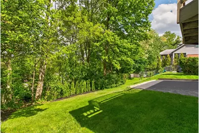 219 Main Entrance Dr, Pittsburgh, PA 15228 - Photo 39