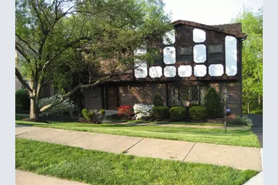 219 Main Entrance Dr, Pittsburgh, PA 15228 - Photo 1