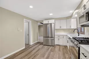 219 Main Entrance Dr, Pittsburgh, PA 15228 - Photo 9