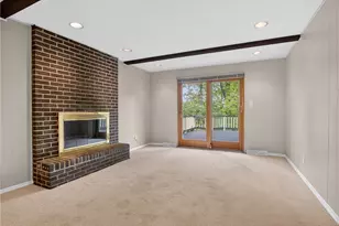 219 Main Entrance Dr, Pittsburgh, PA 15228 - Photo 11