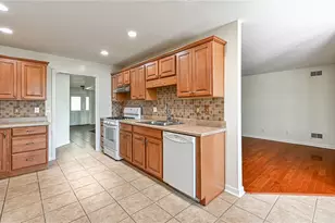 101 Walker Ln, West Deer, PA 15044 - Photo 11