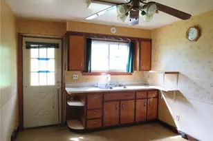 545 Park Ave, Monongahela, PA 15063 - Photo 11
