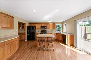 1501 Michael Dr, Pittsburgh, PA 15227 - Photo 11