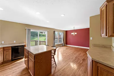 1501 Michael Dr, Pittsburgh, PA 15227 - Photo 9