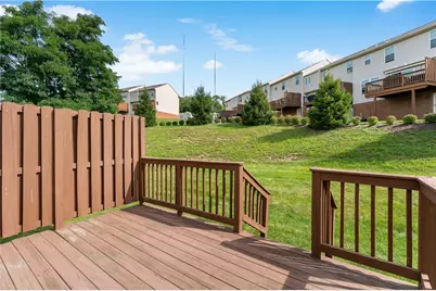 1501 Michael Dr, Pittsburgh, PA 15227 - Photo 33