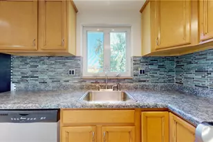 723 Maple St, Verona, PA 15147 - Photo 15