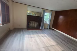 115 Conneaut Lake Rd, Hempfield Township, PA 16125 - Photo 5
