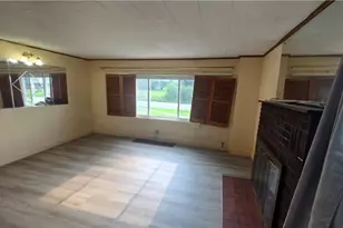 115 Conneaut Lake Rd, Hempfield Township, PA 16125 - Photo 5