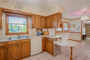 207 Buchanan Dr, Masontown, PA 15461 - Photo 7
