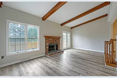402 Royal Ct, Pittsburgh, PA 15234 - Photo 7