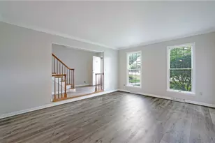 402 Royal Ct, Pittsburgh, PA 15234 - Photo 17