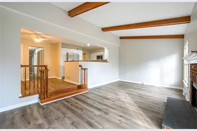 402 Royal Ct, Pittsburgh, PA 15234 - Photo 5