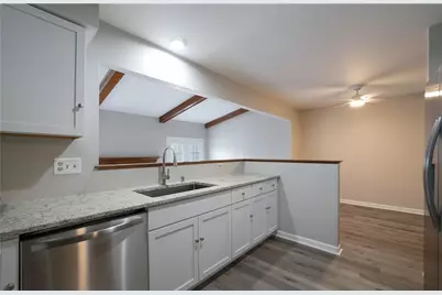 402 Royal Ct, Pittsburgh, PA 15234 - Photo 11