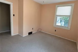 5713 Pocusset St, Pittsburgh, PA 15217 - Photo 13