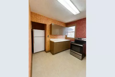 5713 Pocusset St, Pittsburgh, PA 15217 - Photo 17