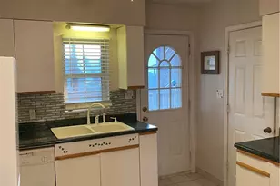 507 Sutherland St, Stockdale, PA 15483 - Photo 1