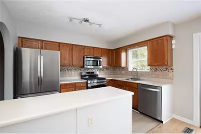 1421 Sandstone Dr, West Deer, PA 15084 - Photo 9