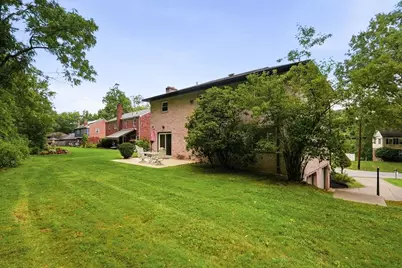 2006 Garrick Dr, Pittsburgh, PA 15235 - Photo 39