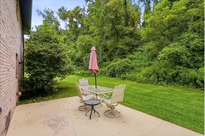 2006 Garrick Dr, Pittsburgh, PA 15235 - Photo 37