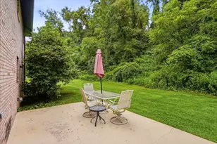2006 Garrick Dr, Pittsburgh, PA 15235 - Photo 37