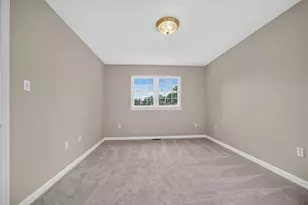 1431 Main Blvd, South Park, PA 15129 - Photo 11