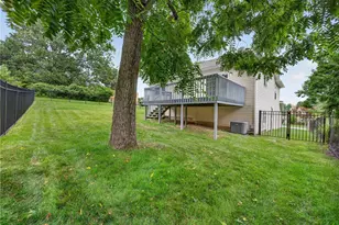 1431 Main Blvd, South Park, PA 15129 - Photo 31