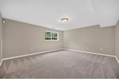 1431 Main Blvd, South Park, PA 15129 - Photo 23