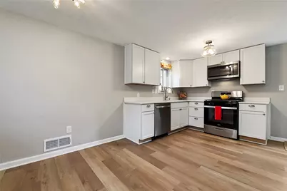 135 Elmont St, Pittsburgh, PA 15205 - Photo 3