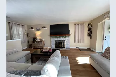 1464 Senior Dr, Pittsburgh, PA 15227 - Photo 5