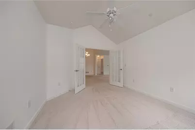 2202 Tudor Dr, Butler, PA 16001 - Photo 11