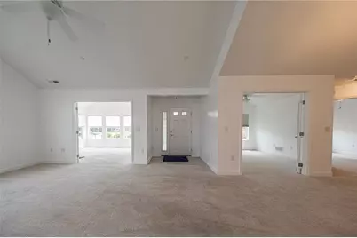 2202 Tudor Dr, Butler, PA 16001 - Photo 3