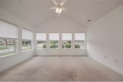 2202 Tudor Dr, Butler, PA 16001 - Photo 9