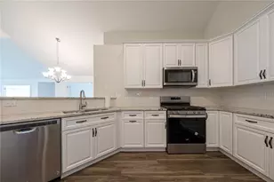 2202 Tudor Dr, Butler, PA 16001 - Photo 3