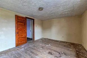 227 Ave A, Latrobe, PA 15650 - Photo 15