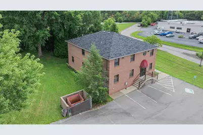 216 Pleasant Dr, Center Township, PA 15001 - Photo 3