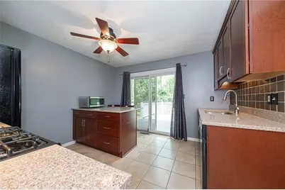 116 Damian Ct, Penn Twp, PA 15644 - Photo 7