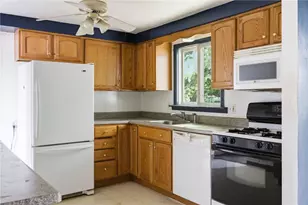 406 Rhodes Ave, West Mifflin, PA 15122 - Photo 11