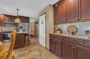 106 Rosewood Dr, Center Township, PA 15001 - Photo 11