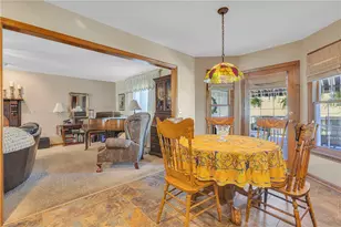 106 Rosewood Dr, Center Township, PA 15001 - Photo 13