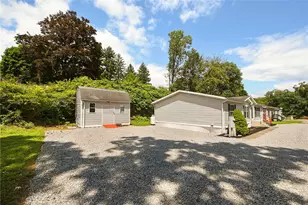 431 Illinois Ln, North Huntingdon, PA 15642 - Photo 3
