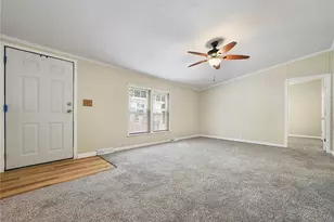 431 Illinois Ln, North Huntingdon, PA 15642 - Photo 7