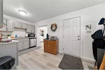 2097 Route 130, Unity Township, PA 15676 - Photo 11