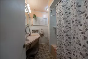 1465 Oakridge Dr, Harmony Township, PA 15003 - Photo 17