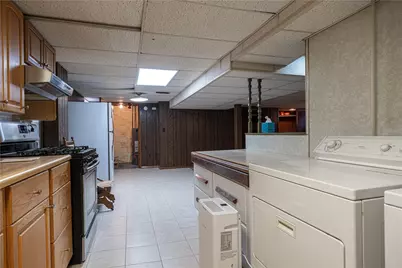 1465 Oakridge Dr, Harmony Township, PA 15003 - Photo 27