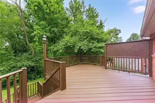 1125 Sunrise Dr, Pittsburgh, PA 15243 - Photo 43